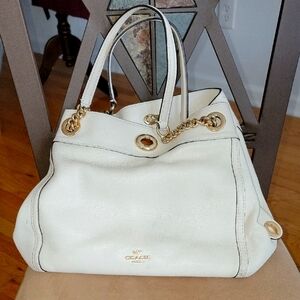 Coach White Leather Shoulder Bag with Gold Accents